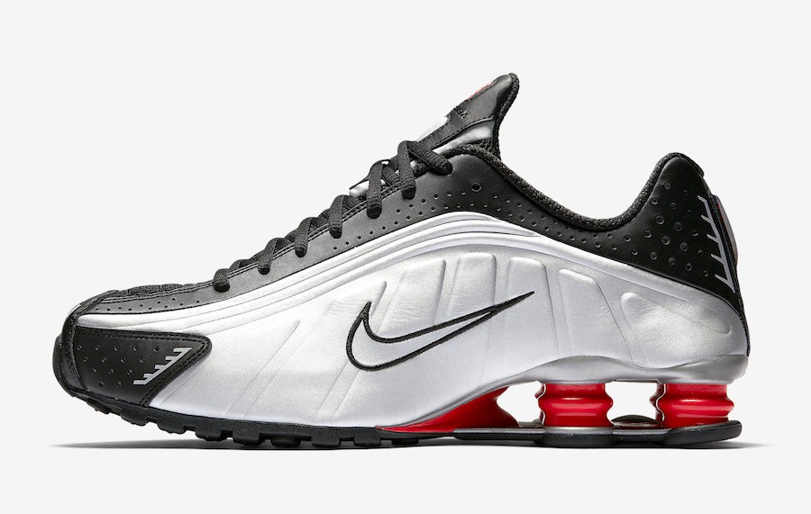 nike shox r4 black silver